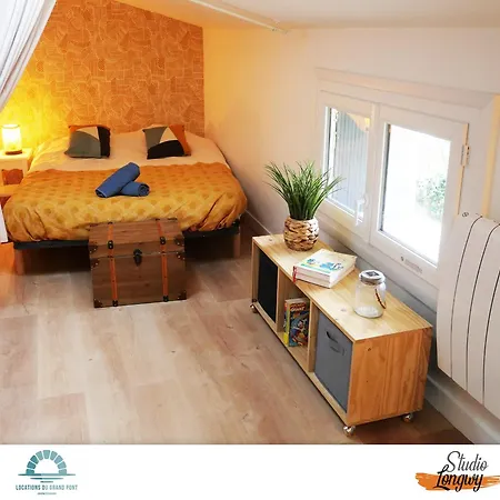 Locations Du Grand Pont - Poitiers - Futuroscope Apartamento *
